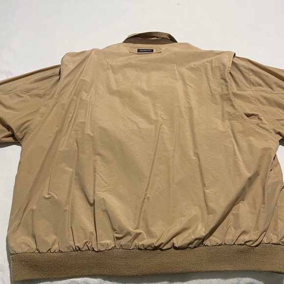 Men’s GANT Windbreaker Jacket *SIZE LARGE* Full Zipper with Pocket & Arm Patches - Picture 13 of 16